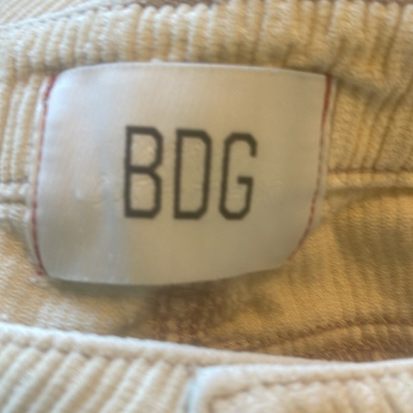 BDG - Urban Outfitters - High- Rise Mom Corduroy Cream Colored Pants 26 - Picture 4 of 6